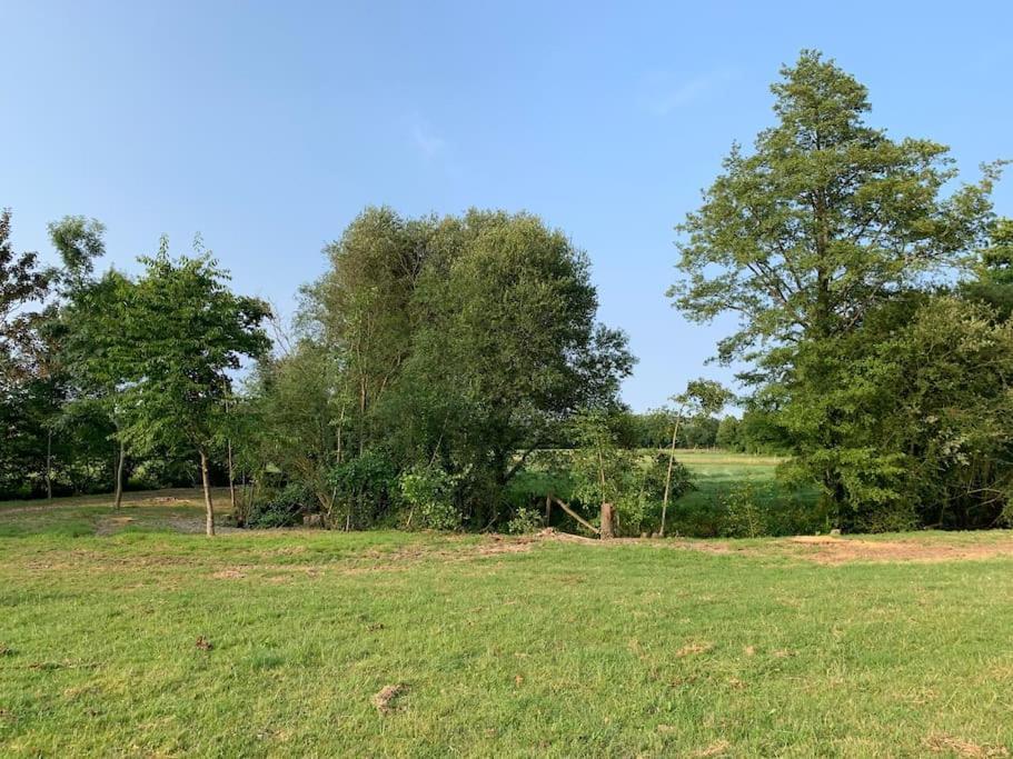 Gite De La Poupardiere, Maison De Campagne En Bordure De Riviere - 2 Nuits Minimum Villa Les Cresnays Luaran gambar